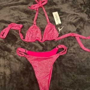 Elysiian sparkly hot pink bikini! So cute & flattering